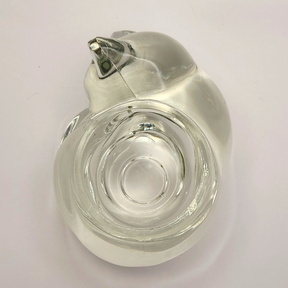 Avon heavy clear glass sleeping cat candle holder/paperweight - Picture 3 of 9